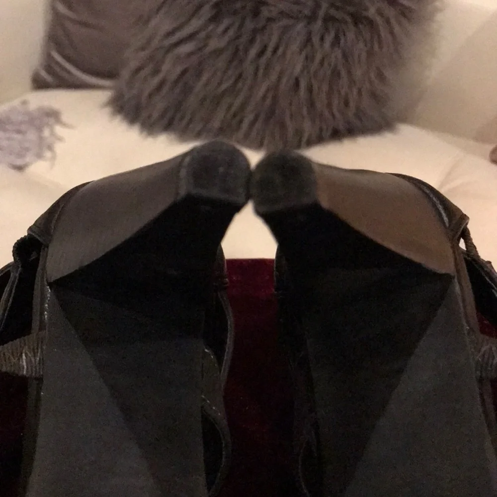 Qupid Black Strappy Heels Platform Sandals Ankle Strap Stiletto NWOT Size 8.5 - Picture 6 of 7